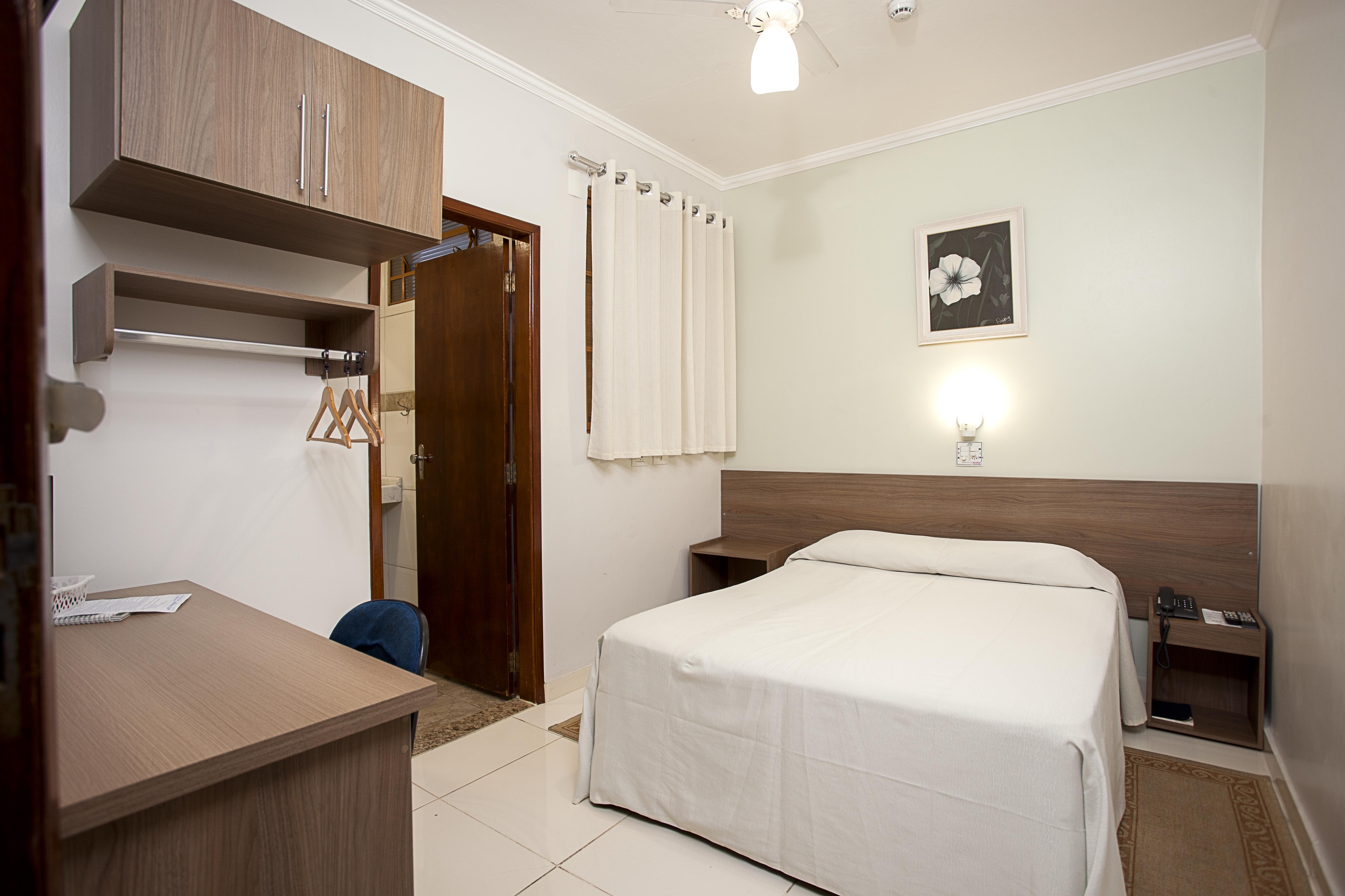 Alves Hotel Marília Eksteriør billede