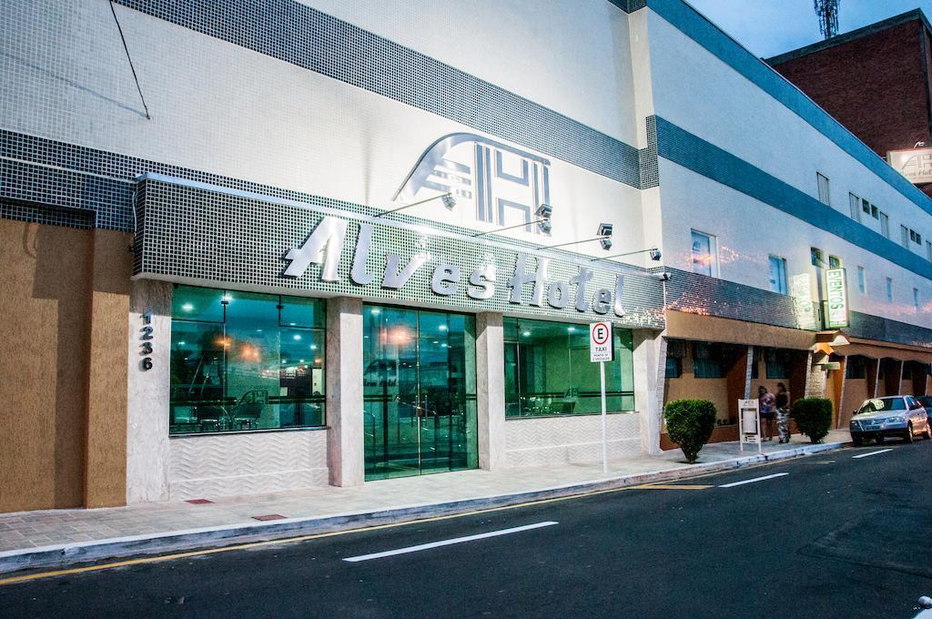 Alves Hotel Marília Eksteriør billede